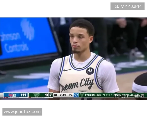 11月21日，马克西天神下凡，76人123-114力克雄鹿，他就是球队的救世主